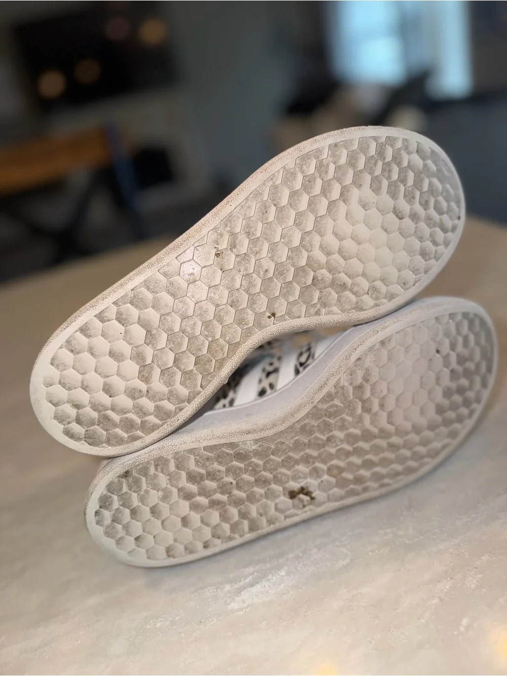 adidas White Women’s Low-Top Sneakers with Leopard Stripe size 8